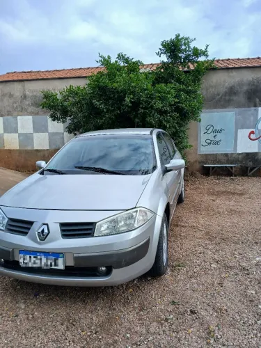 Renault Megane Sedan Dynamique Hi-flex 1.6 16V 2008