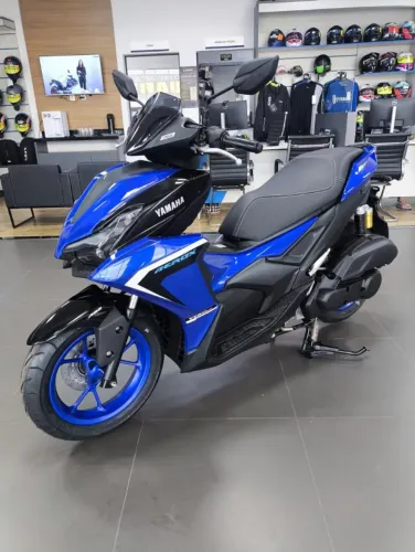 Aerox ABS Connected traz motor 160 cc com VVA