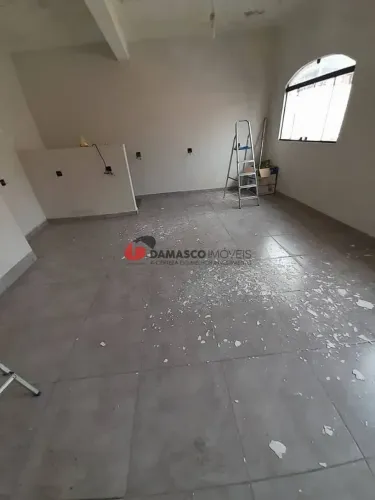 Sala Comercial em Nova Gerti