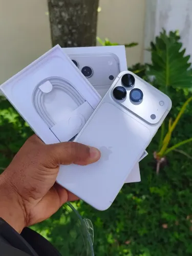 iPhone 17 pro Max branco 256GB zerado na caixa na garantia Apple até mês 08/2027