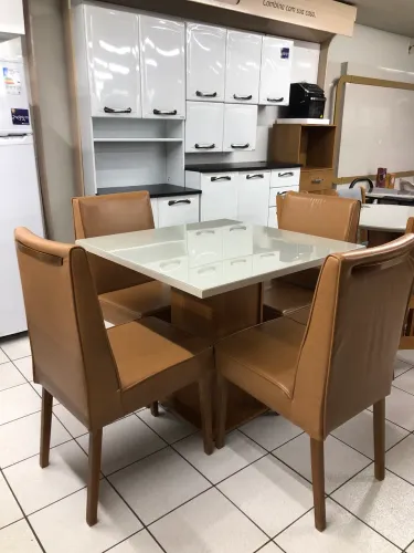 Mesa com 4 Cadeiraa NOVA 1399