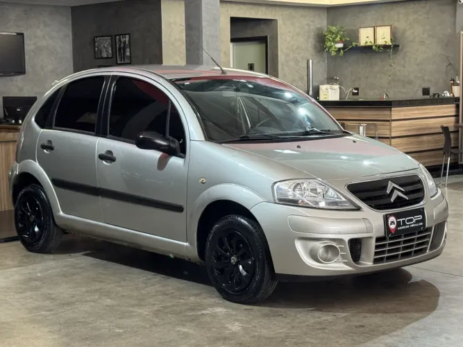 Citroen C3 GLX 1.4/ GLX Sonora 1.4 Flex 8V 5P 2010