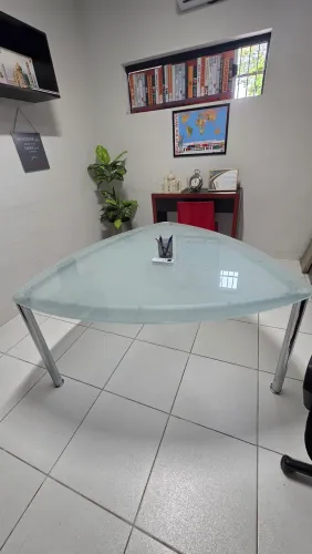 Vendo mesa de vidro