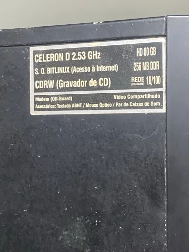 Oportunidade - TELA E CPU SEM CABOS( olha descrição 