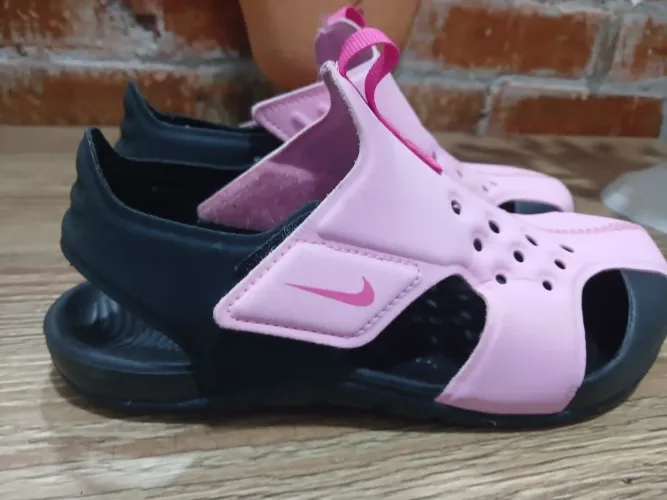 Nike sandalia infantil