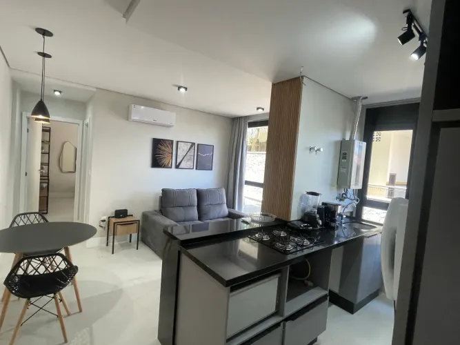 Lindo apto novo-anual Jurerê 