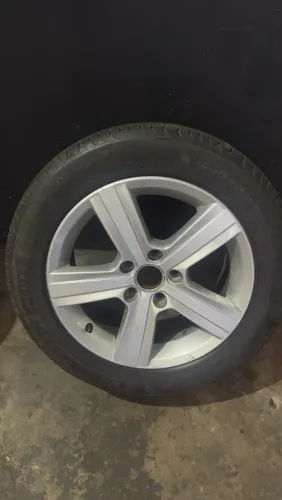Rodas VW aro 16 5x112 com pneus novos