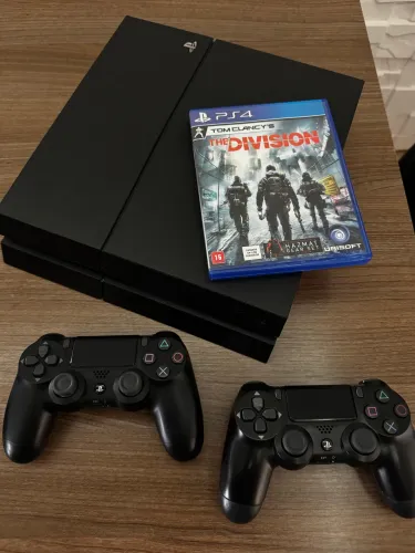 PlayStation 4 500GB + 2 Controles + The Division