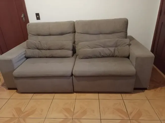 Sofá retrátil