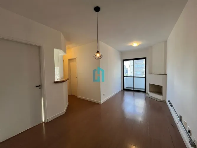 Apartamento para locação com 2 dormitórios, sendo 1 suite, 1 vaga de garagem