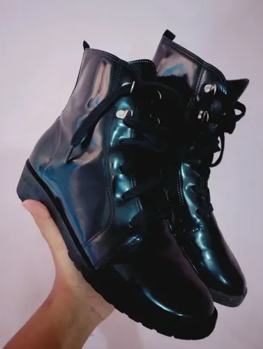 Bota/Cuturno tamanho 38