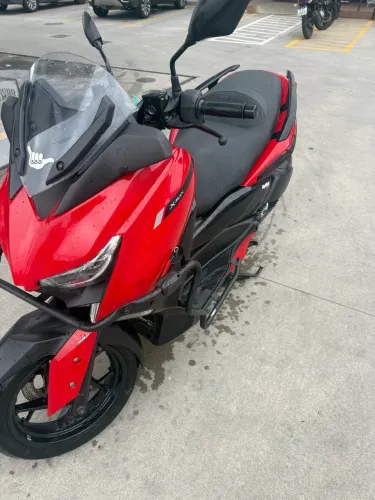 yamaha xmax   2024  250 abs **particular**