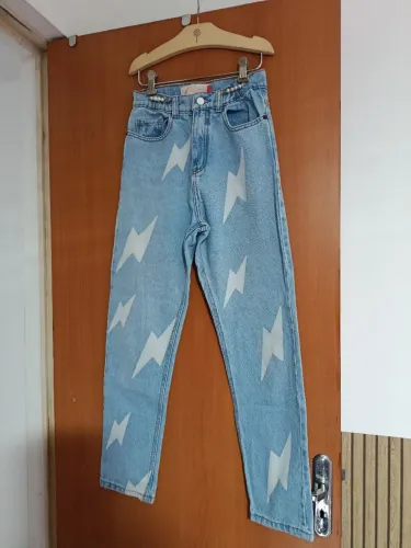 Calça jeans feminina Cantão