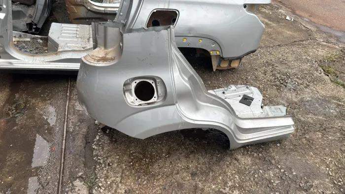 Lateral traseira Direita Fiat Uno Vivace 2011 a 2021 Original Retalho 