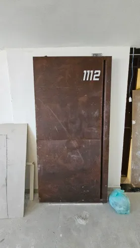 Porta de aço corten + portal