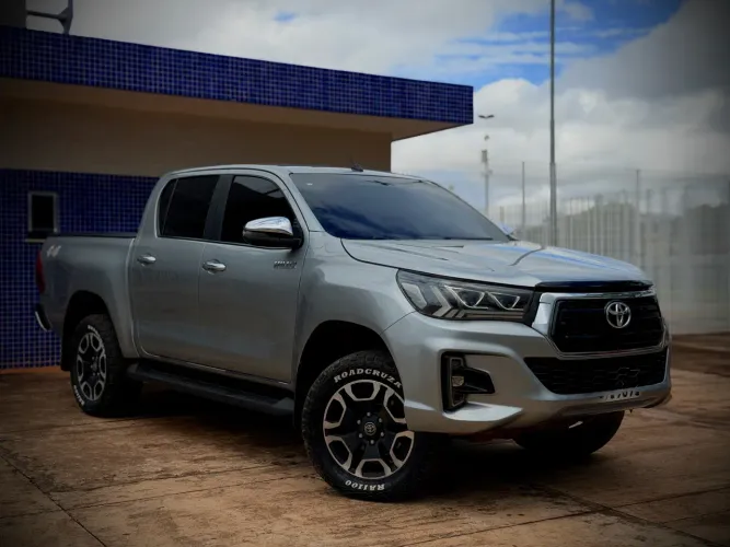 Toyota Hilux CD SRV 4X4 2.8 TDI Diesel Aut. 2017