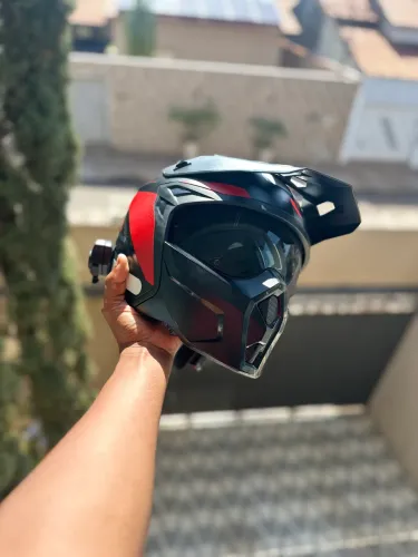Capacete Norisk darth 2, um mês de uso 