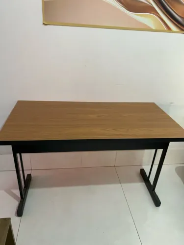 Mesa de escritório/escrivaninha de 1 metro e 20
