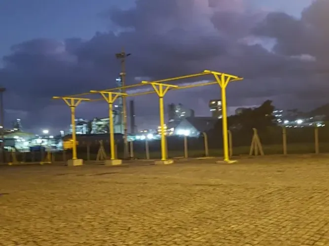 Precisamos ajudante serralheria prático