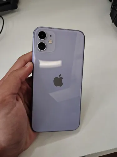 iPhone 11