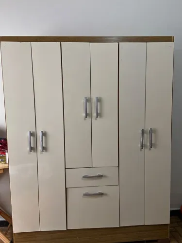 Vendo guarda roupa