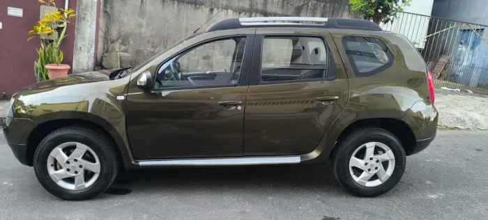 Renault Duster Dynamique 2.0 Hi-flex 16V Aut. 2015