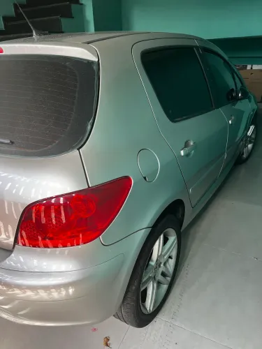Peugeot 307 Feline/griff/premi. 2.0 Flex 5P Aut. 2010
