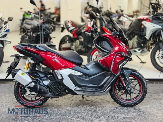 Honda Adv 160 2025
