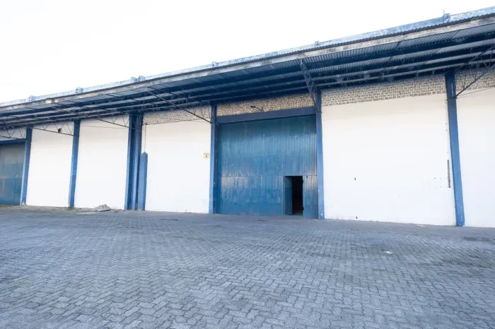 Pavilhão para Aluguel no Bairro Areal em Pelotas RS com 1.600 m² de Área, Amplo Espaço par