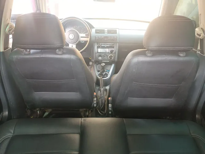 Volkswagen Gol Geração III Sport 1.0 MI 16V Gasolina Mec. 4P 2002