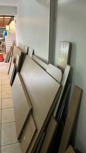 Chapas de MDF usados - cor marfim