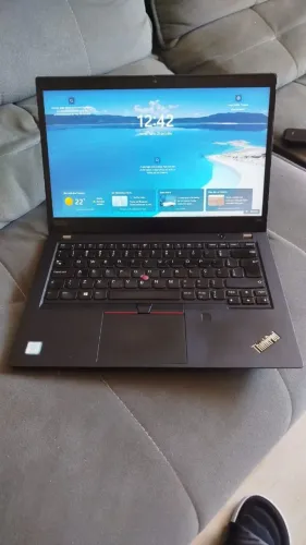 Notebook LENOVO THINKPAD t490