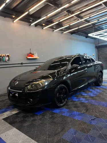 Renault Fluence Sed. Dynamique 2.0 16V Flex Aut. 2011