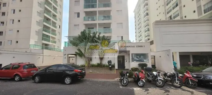 Apartamento com 2 dormitórios para alugar, 52 m² por R$ 2.533,56/mês - Abadia - Uberaba/MG