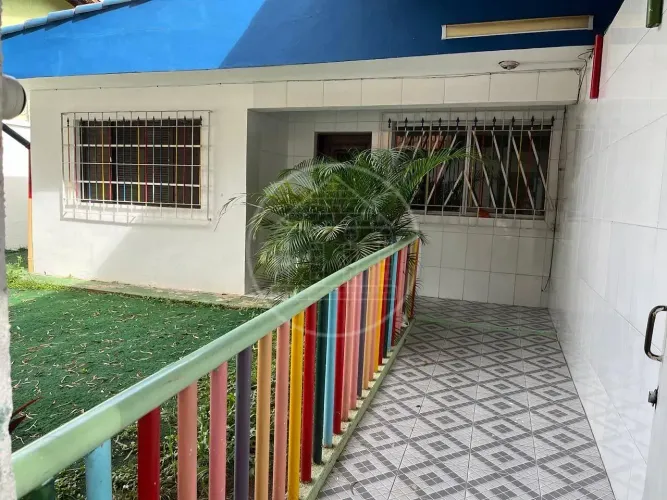 Casa à venda 2 Quartos, 4 Vagas, 250M², Parque das Árvores, São Paulo - SP