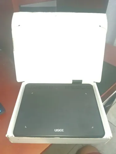 Mesa digitalizadora UGEE S640 completa