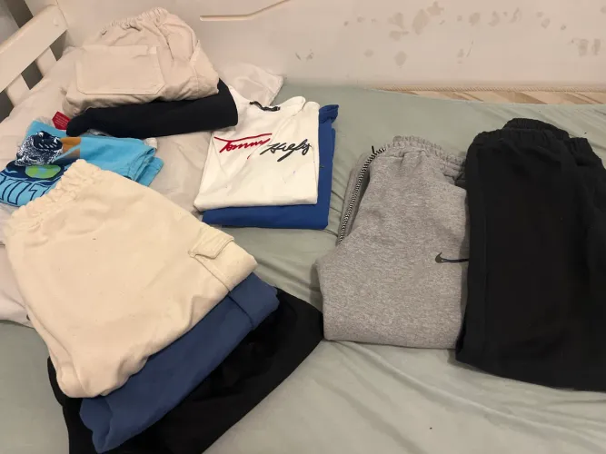 Roupas infarto menino semi novas 12-14anos inverno e verão