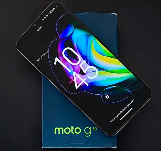 Moto G30