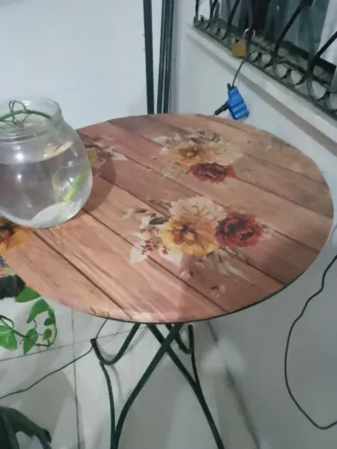 Vendo mesa de bar...usada