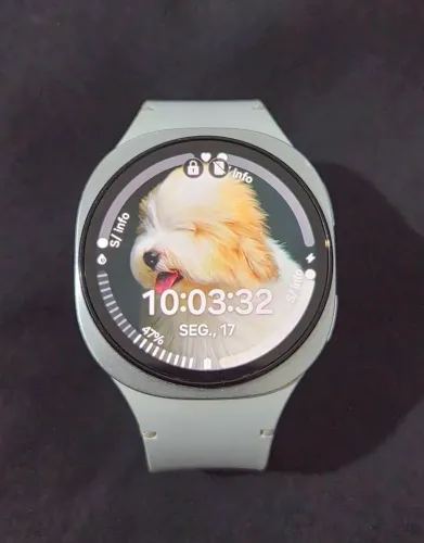 SAMSUNG SMARTWATCH 8