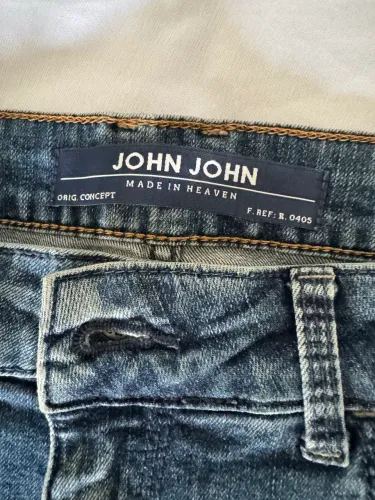Calça John John