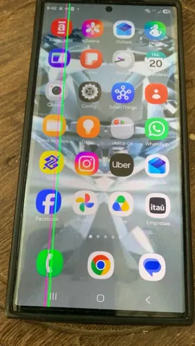 Display galaxy s23 ultra com 2 linhas