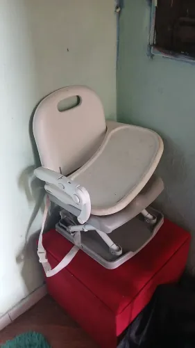 Cadeira de alimentação 