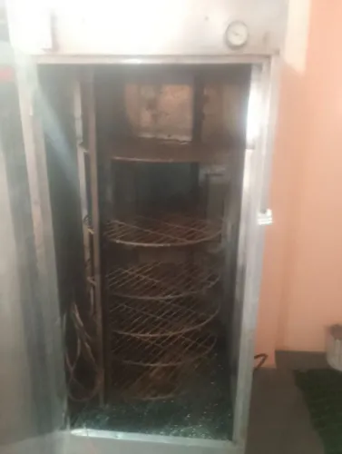 Vendo máquina de assar frango