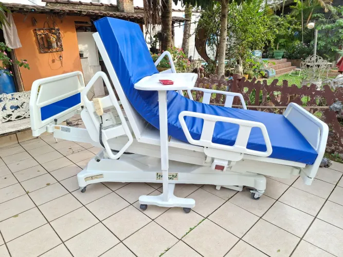 Cama hospitalar elétrica top.