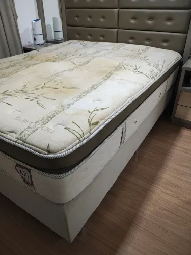 Cama box queen