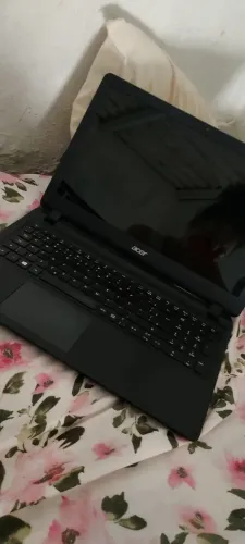 Notebook usado $1100 com o carregador