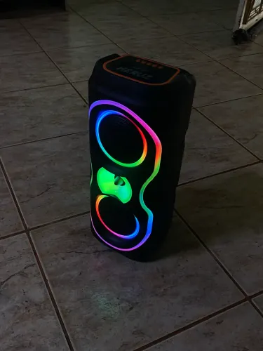 ? Caixa de Som Bluetooth com LED