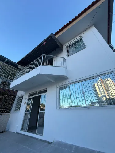 APARTAMENTO PARA LOCAÇÃO - AGRONÔMICA | FLORIANÓPOLIS