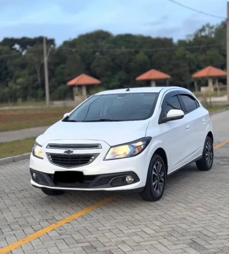 Chevrolet Onix Hatch LTZ 1.4 8V Flex Mec. 4P 2018